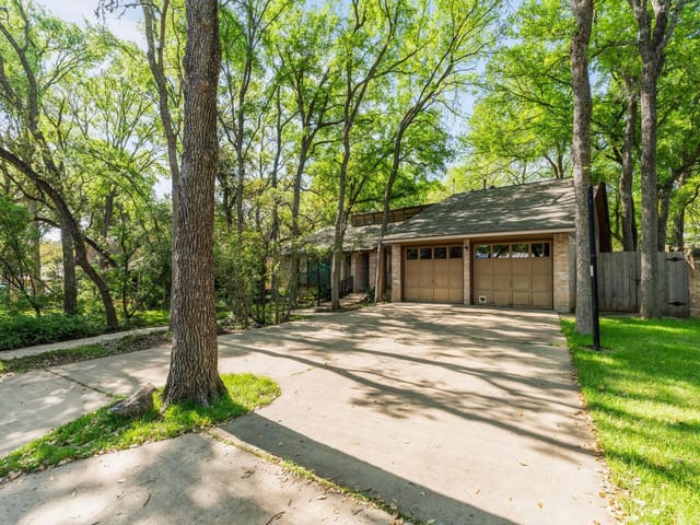 4319 Sendero Dr