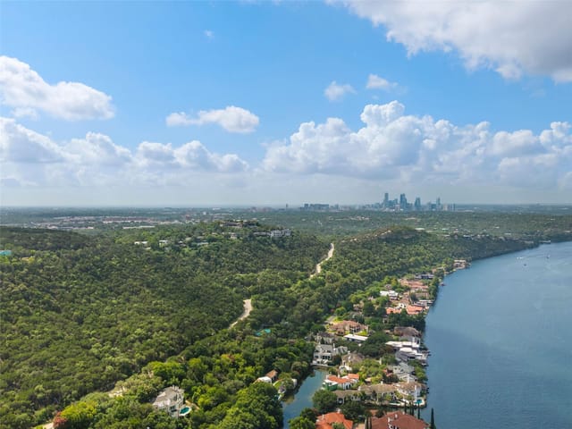 4323 Mt Bonnell Rd