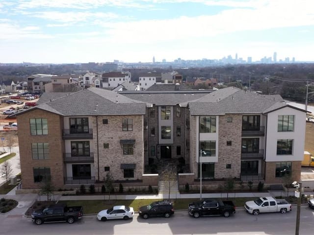 4325 Jackson Ave Unit #2104