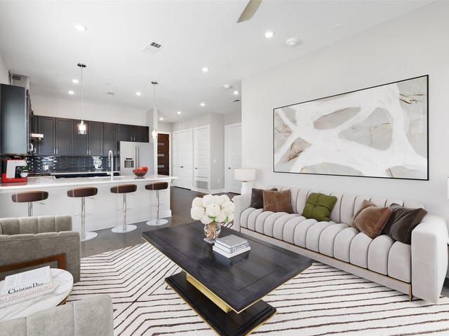 4325 Jackson Ave Unit #2305