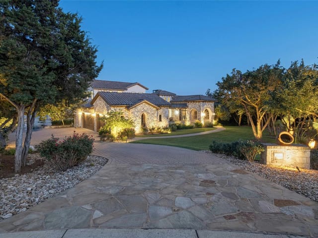 4333 Verano Dr