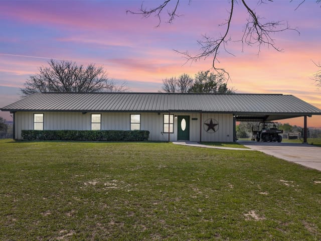 4340 S US Hwy 77