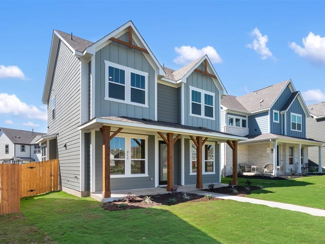 437 Carr DR
