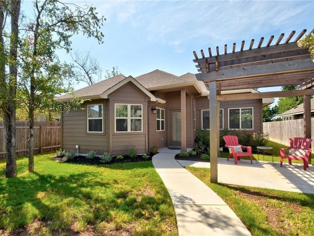 437 Tilly LN