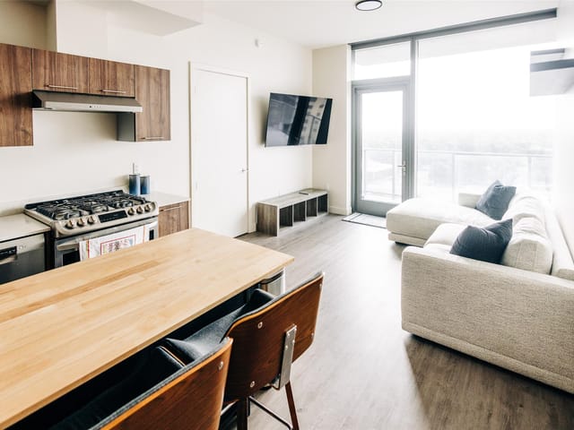 44 East Ave Unit #1208