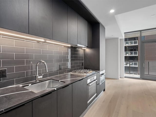 44 East Ave Unit #2306