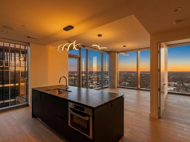 44 East Ave Unit #2907 - front exterior - Luxury home in 44 East Ave Condo, Austin, TX