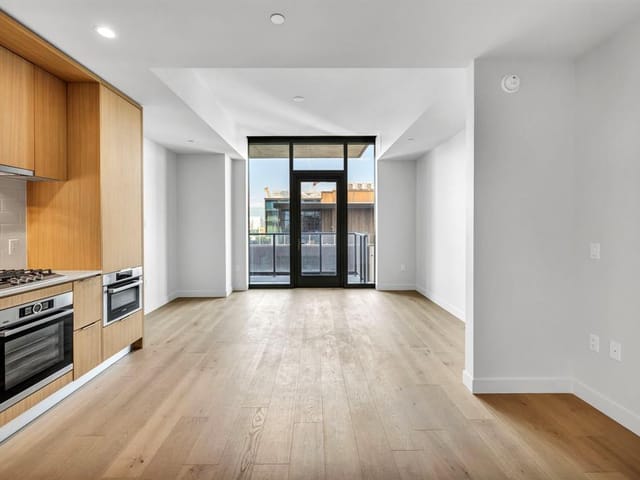44 East Ave Unit #3006