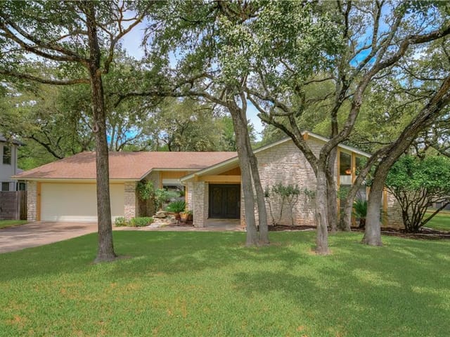4400 Greystone Dr