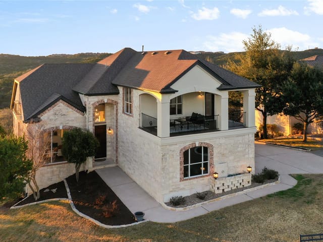 4400 River Place BLVD Unit #1