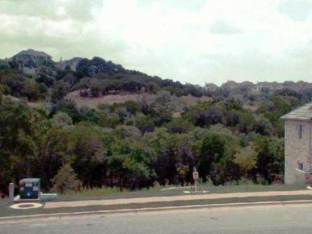 4401 CANOAS DR