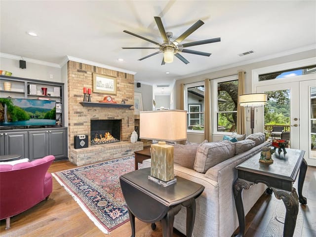 4402 Ridgeside Ct