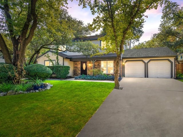 4403 Flagstaff Dr