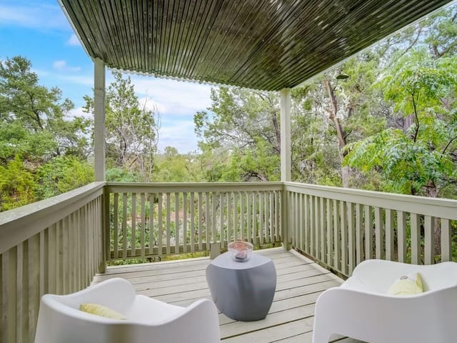 4404 Travis Country Cir Unit #F2