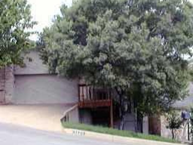 4406 JESSAMINE HOLW