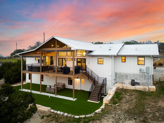 4408 Hennig Dr