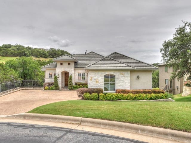 4409 Canoas Dr