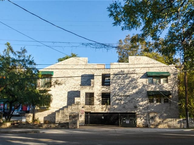 4409 Duval St Unit #104