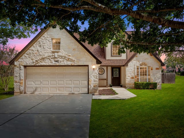 441 Thomas Dr