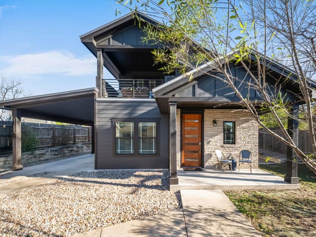 4411 Lareina DR Unit #2