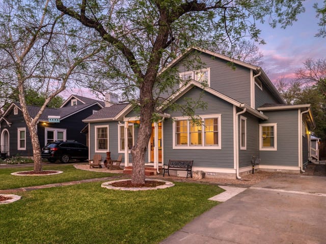 4411 Ramsey Ave