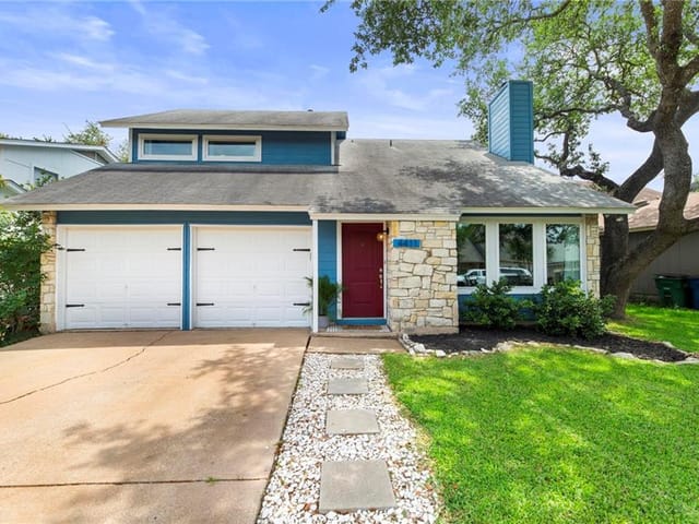 4411 Sarasota Dr