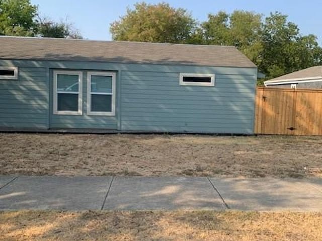 4413 Teri Rd