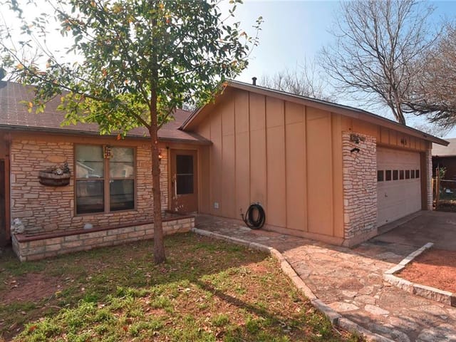 4415 Dovemeadow Dr