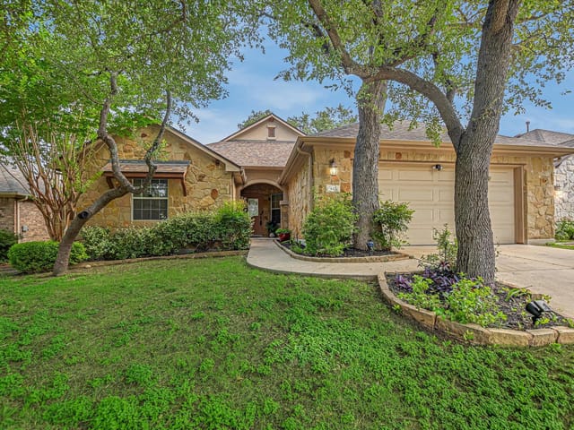 445 MANCHESTER LN