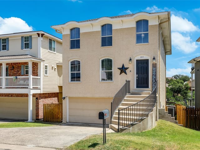 445 Venture BLVD