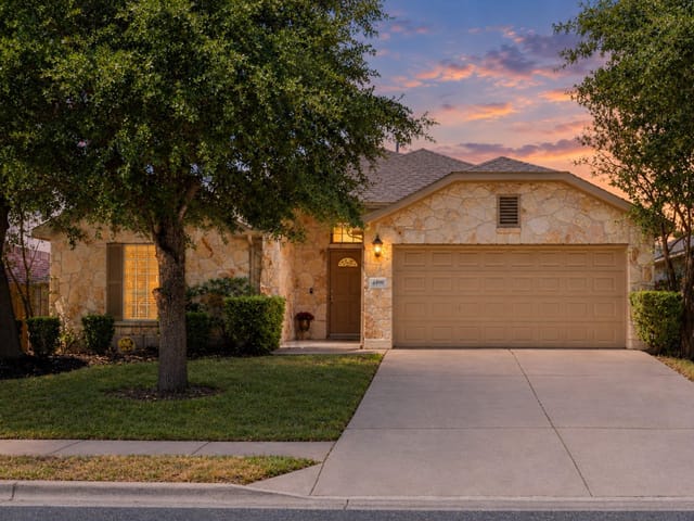 4498 Heritage Well LN