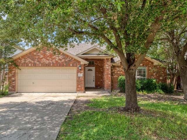 4499 Heritage Well LN