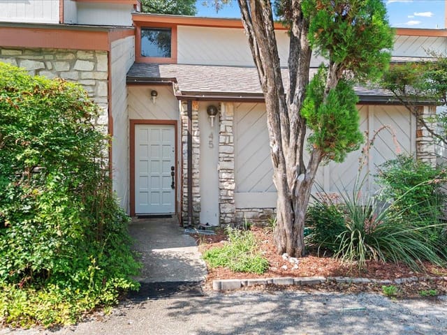 45 Cypress Fairway VLG