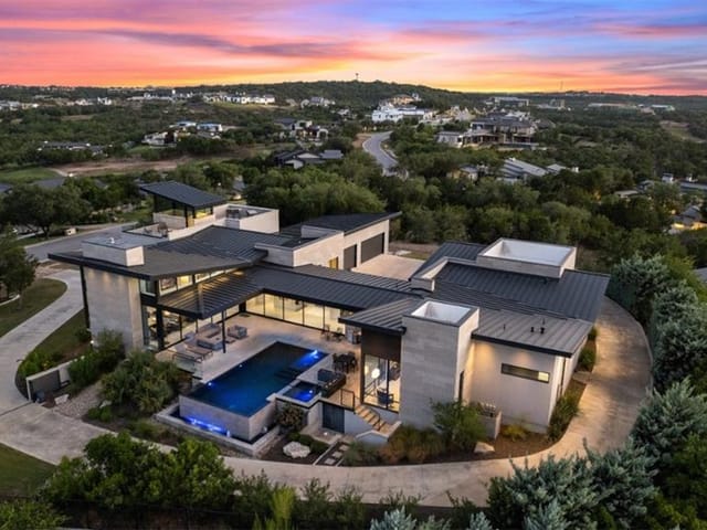 4500 Amarra Dr