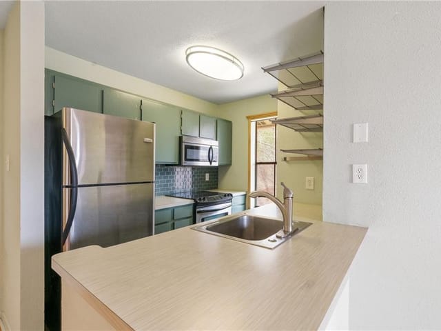 4500 E Oltorf St Unit #204