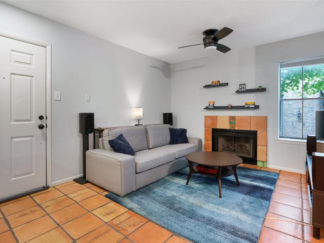 4500 E Oltorf St Unit #D403