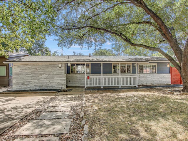 4501 Oakmont BLVD