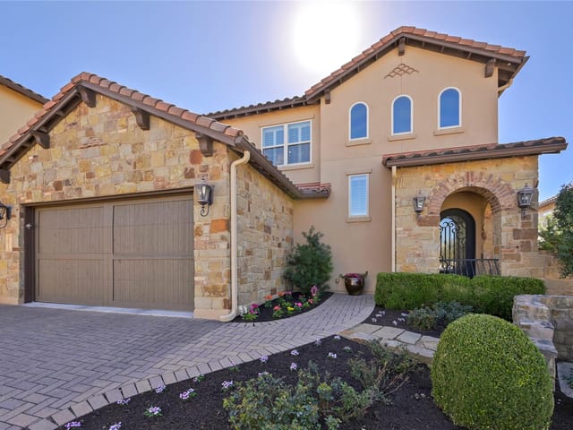 4501 Westlake Dr Unit #12