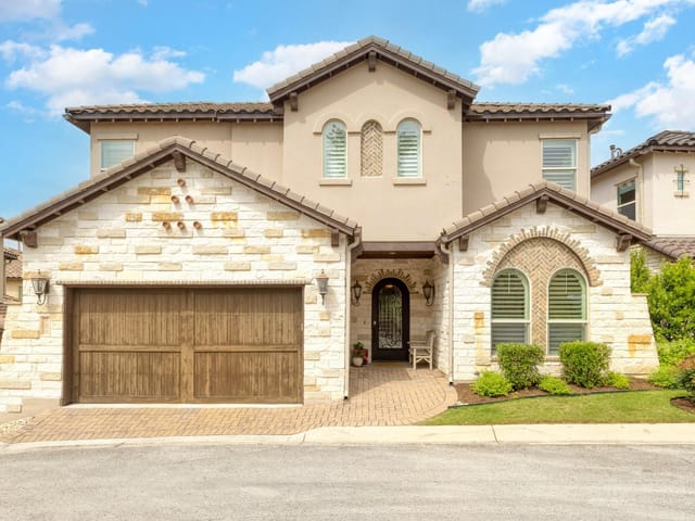 4501 Westlake Dr Unit #28
