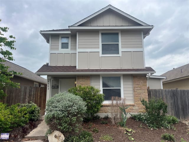 4502 Felicity Ln