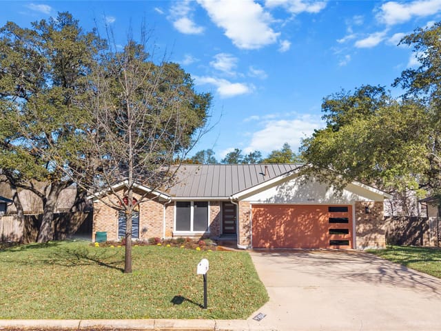 4504 Tamarack TRL