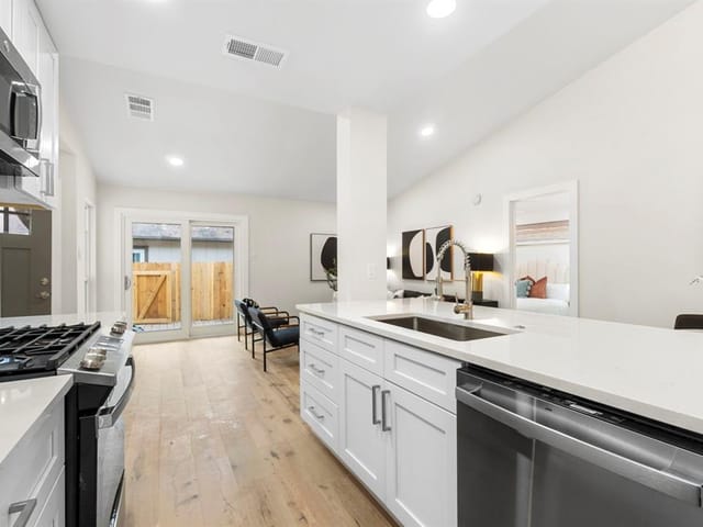 4506 Dorsett Oaks Cir Unit #B