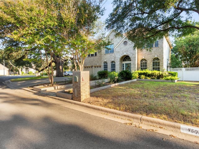 4506 Wild Dunes CT