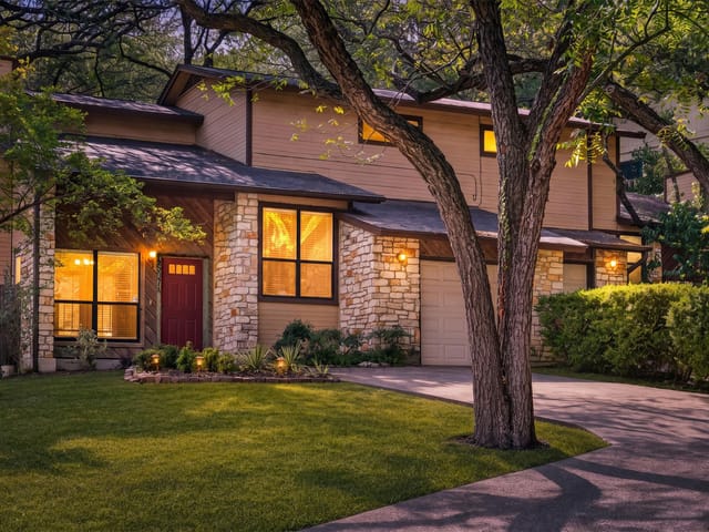 4507 Smooth Oak DR