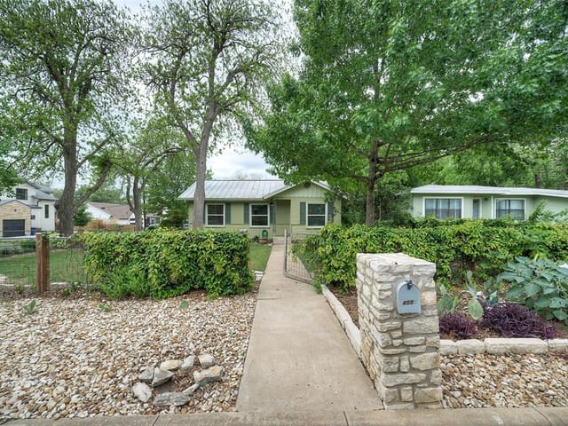 4508 Banister Ln