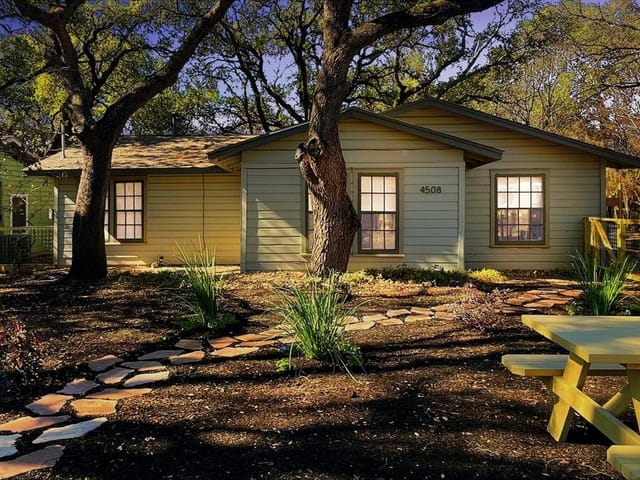 4508 Merle Dr Unit #1