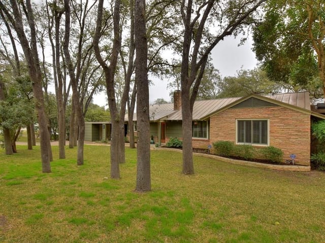 4509 Crestway Dr
