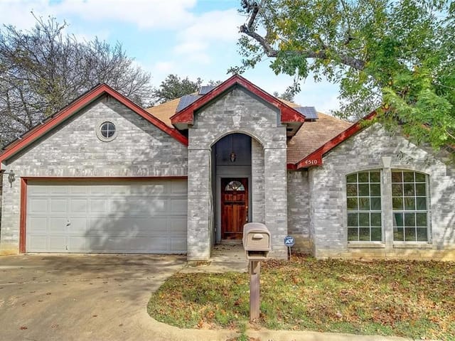 4510 Abelia Dr