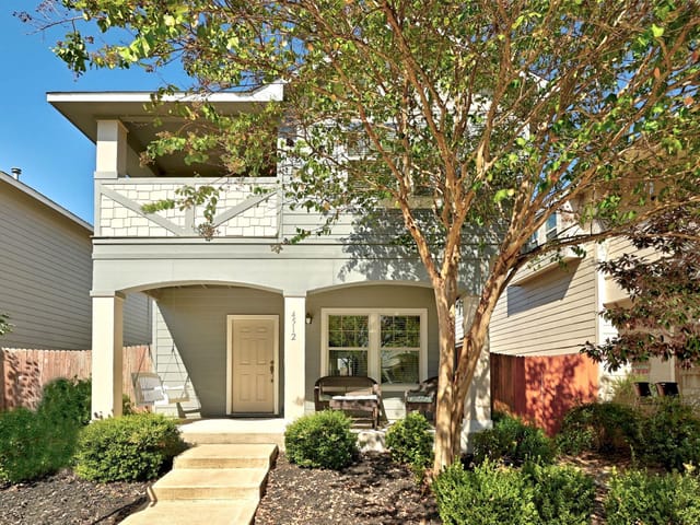 4512 Esper Ln