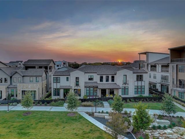 4512 Unity Cir